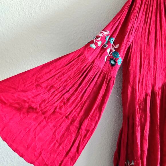 Free People Large? Red Embroider TeAmo Bell Sleeve Babydoll Mini Dress Boho READ - Picture 3 of 12